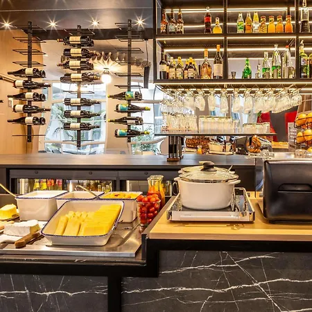 Hotel Ibis Ornano Montmartre Nord 18eme Parijs