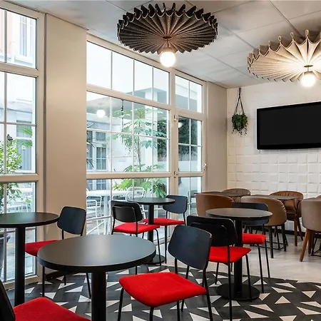 Ibis Ornano Montmartre Nord 18eme Hotel