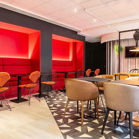 Hotel Ibis Ornano Montmartre Nord 18eme Paříž