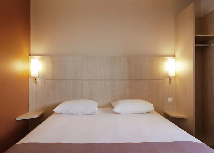 Ibis Ornano Montmartre Nord 18eme 3* Paris