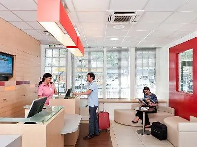 Ibis Ornano Montmartre Nord 18eme Szálloda 3*